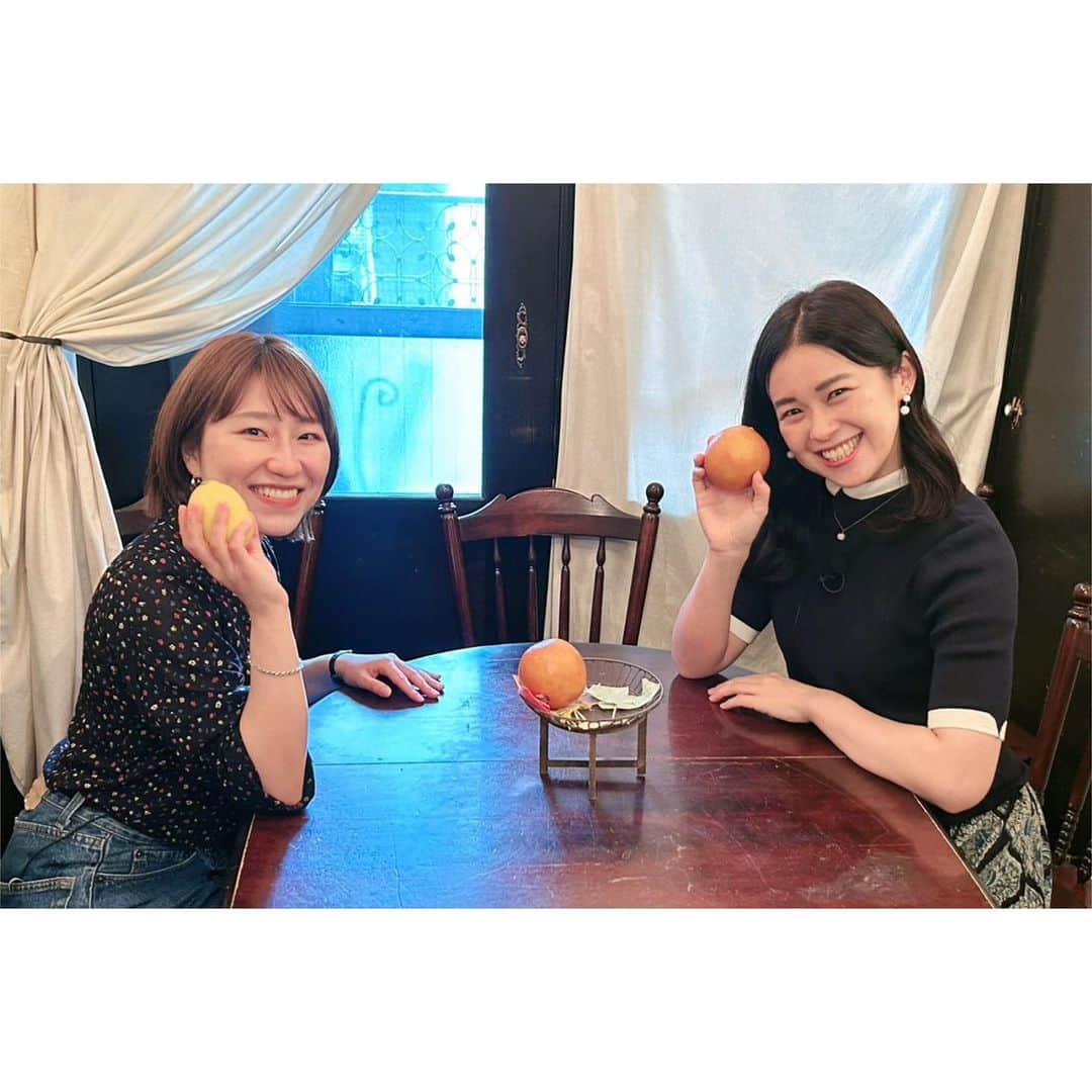 関取花のインスタグラム：「落語家の林家つる子さんのYouTubeチャンネルにお邪魔致しました☺️🌸 TBSラジオ「パンサー向井の#ふらっと」繋がりの前から、実は私は一方的につる子さんの落語を見ていたのでした…！ぜひご覧ください📺リンクはストーリーズ、もしくはYouTubeで"林家つる子"で検索🔍」