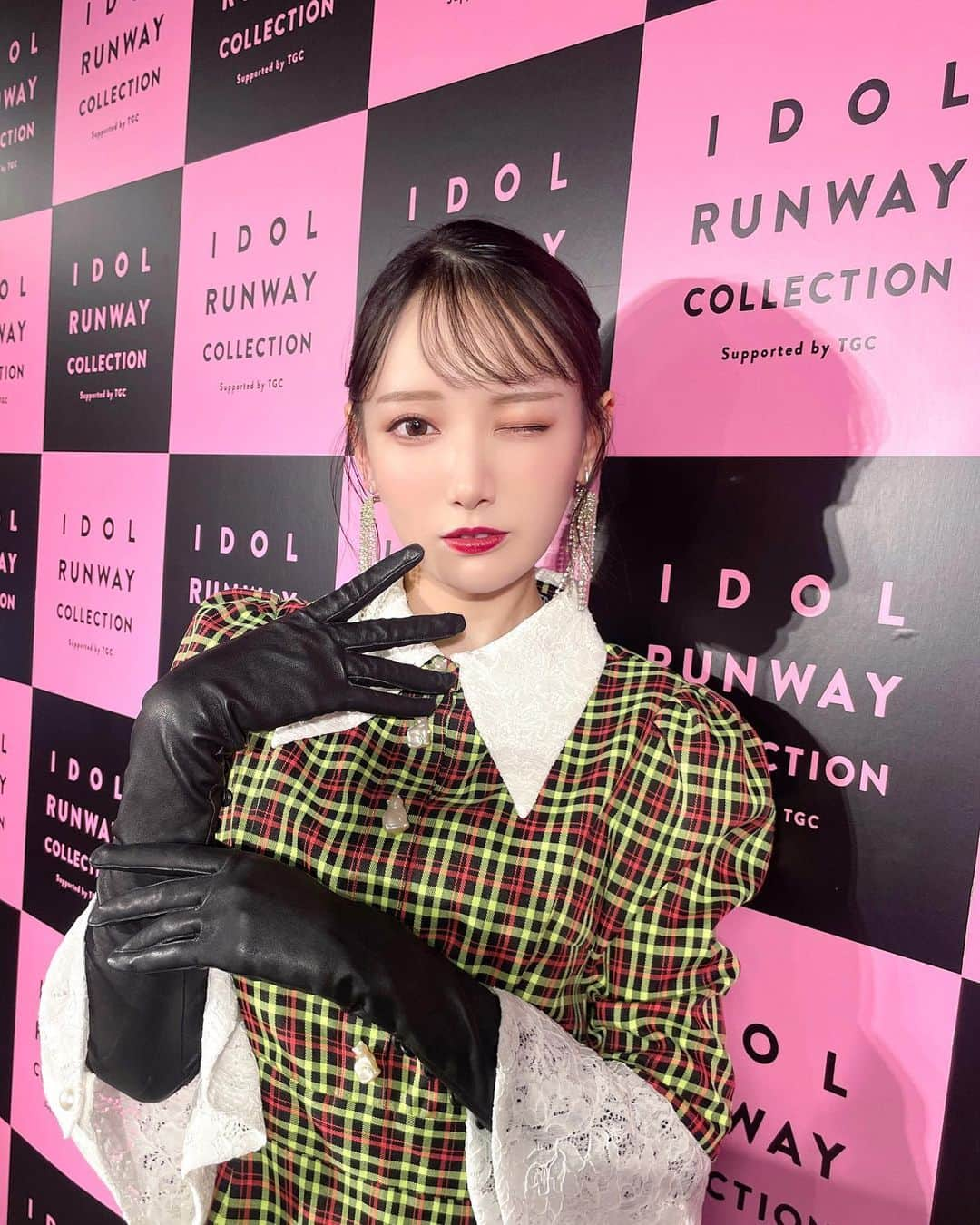 鈴木瞳美のインスタグラム：「❤︎  ＂IDOL RUNWAY COLLECTION Supported by TGC＂ ありがとうございました💄💭  夢だったランウェイのステージ…！！ 本当にしあわせいっぱいな1日でした👼🏻ﾞ  みんなが居てくれたから叶えられた夢。 本当にありがとう！❤︎  側に居てくれたからがんばれたよ！👼🏻ﾞ  また歩けるようにがんばるよ🐈ﾞ」