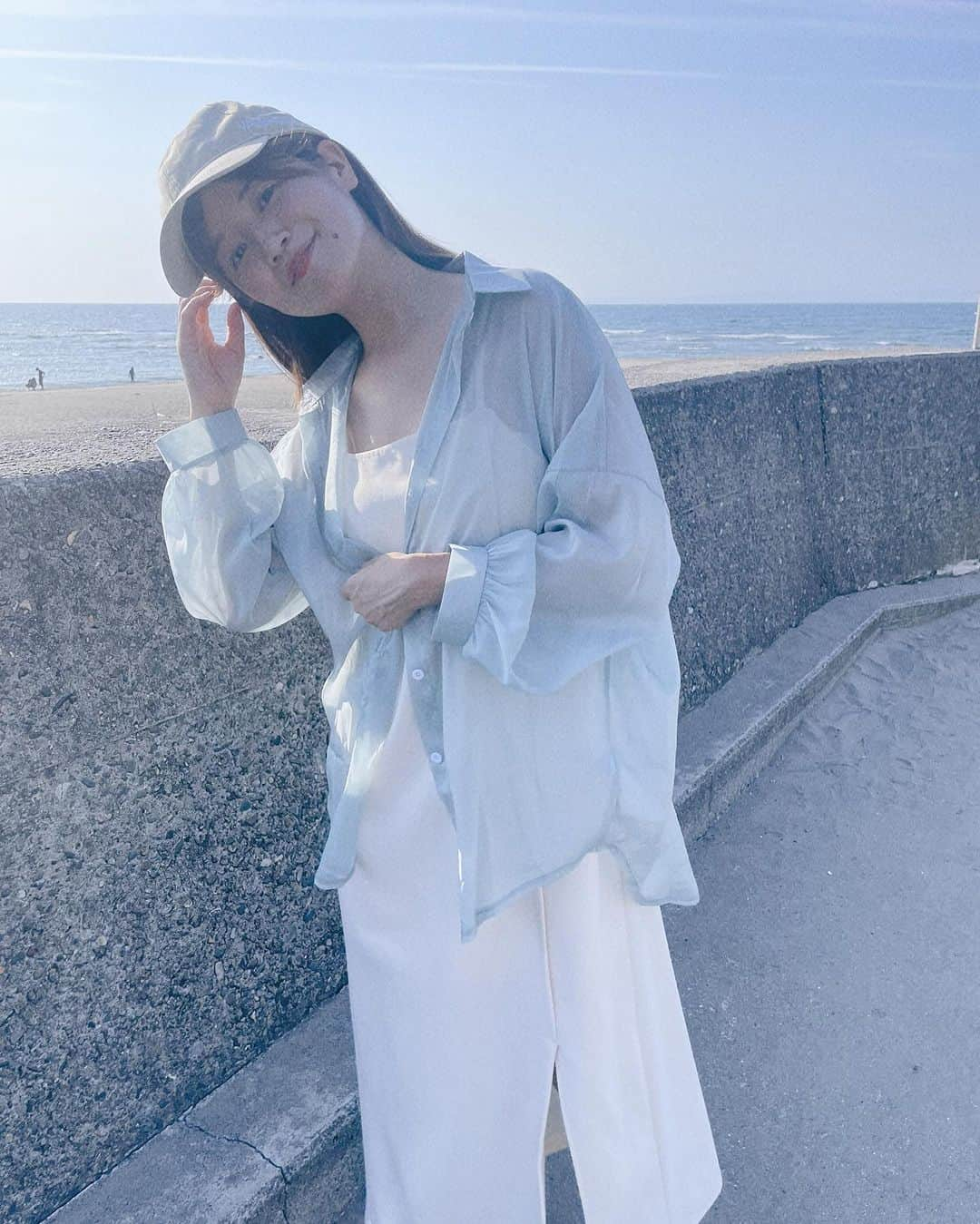 小林礼奈のインスタグラム：「海週一ぐらいで行ってるかも🫰」