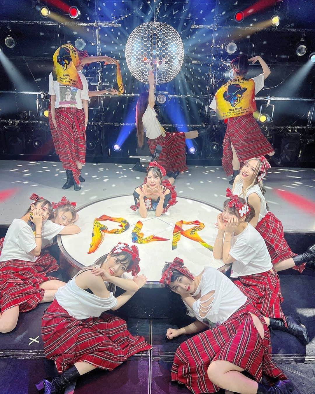 南まゆのインスタグラム：「♡ 浅草ロック座 PLR2nd公演 残り数日！！ . まだ間に合いますよ〜🥰❤️‍🔥 8月10日までっ！ 是非最高のフェス公演☀️ 一緒に夏しましょう❤️‍🔥 . お待ちしてます☺️☺️☺️ . #浅草ロック座　#夏フェス　#夏　#夏限定　#浅草　#浅草寺　#浅草雷門　#浅草グルメ #浅草カフェ #浅草デート　#浅草着物レンタル #浅草浴衣」