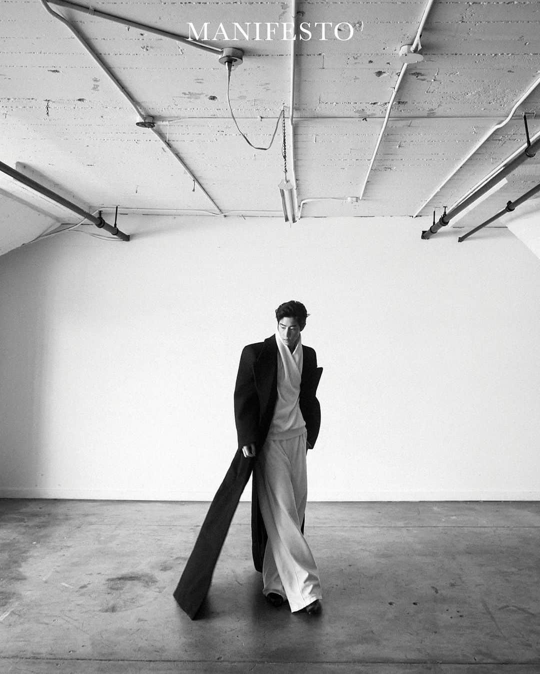 Mark さんのインスタグラム写真 - (Mark Instagram)「Manifesto August issue @manifestomedia 🖤 had fun shooting for this! hope you guys like the photos! @ysl @anthonyvaccarello」8月8日 0時29分 - marktuan