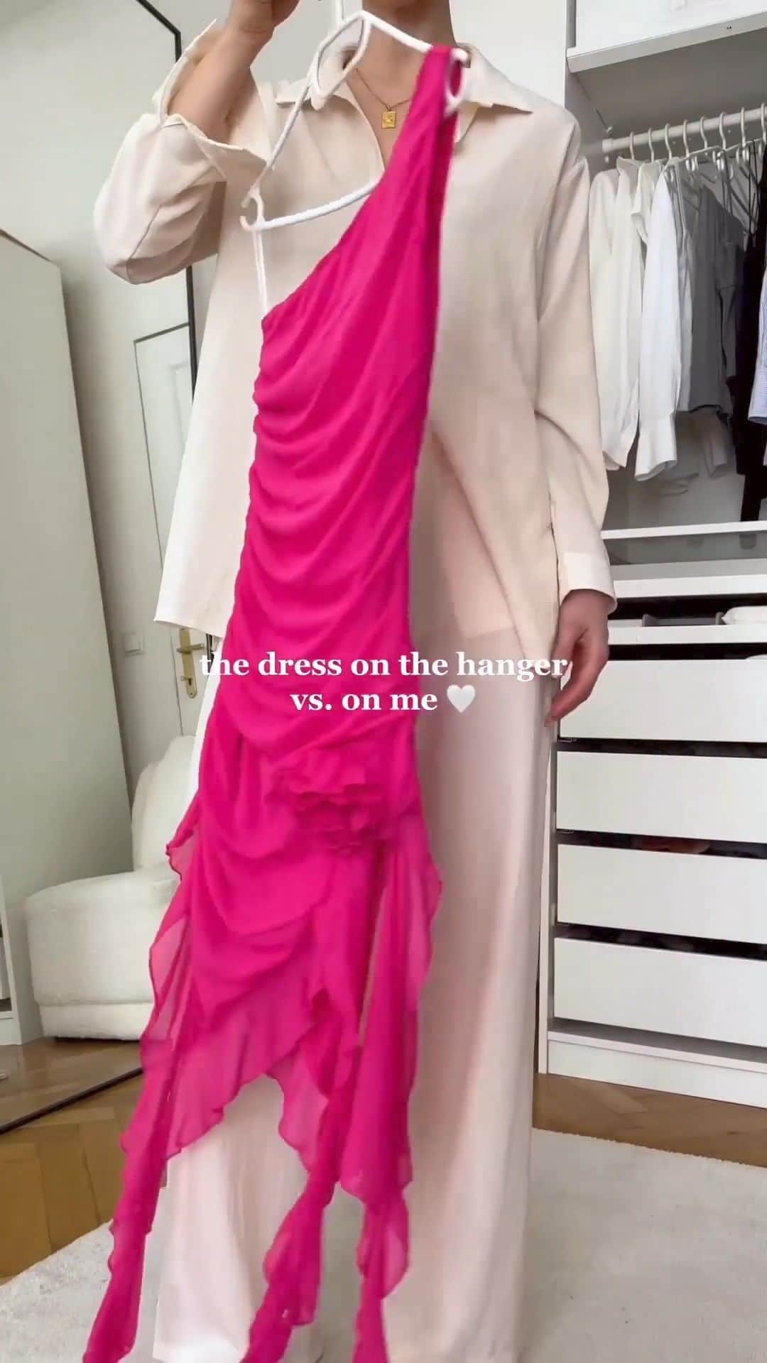 SHEINのインスタグラム：「Let's get ready to ruffle! 💃💗 What did you pink of this dream dress try-on? 👇  @dariafoldes  🔎 13891708 2320019  #SHEIN #SHEINforAll #SHEINstyle #fashion #chic」