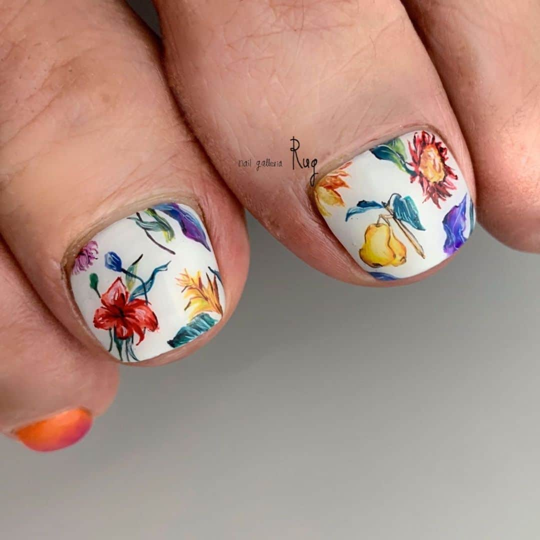 aoki_nailさんのインスタグラム写真 - (aoki_nailInstagram)「・ ・ Botanical flower × カクテルカラーのグラデーション🍸  楽しい場所に 連れてってくれそうな 足🦵♡ ・ ・ ・  nailgalleria  Rug〈ラグ〉 大阪市北区中崎西2-6-3  #絵画ネイル#水彩画ネイル#オレンジネイル#フットネイル夏#夏ネイル　#夏コーデ #ビーチスタイル  #絵画ネイル #油絵ネイル #手描きアート#手描きデザイン#手描きネイル#アート#アートネイル #instanail#フットネイル#イラストネイル」8月8日 0時35分 - aoki_nail