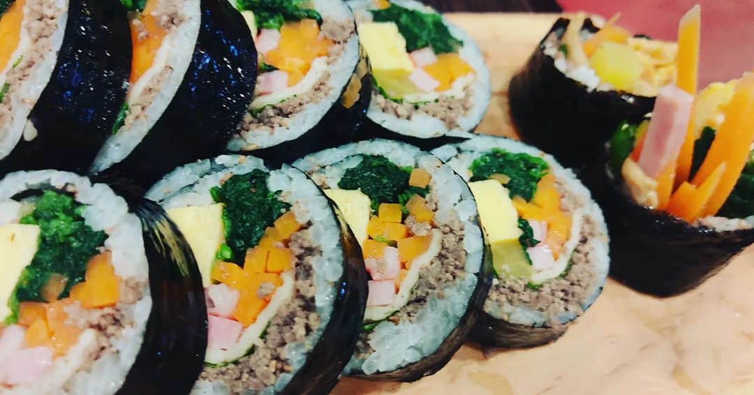 越中睦士のグルメインスタ