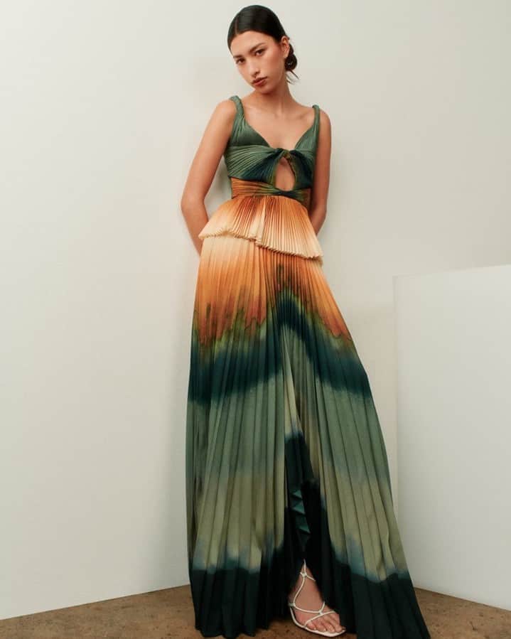Nordstromのインスタグラム：「Don a dramatic, flowing silhouette for your next major moment like this feminine, shibori dyed set from @altuzarra.」