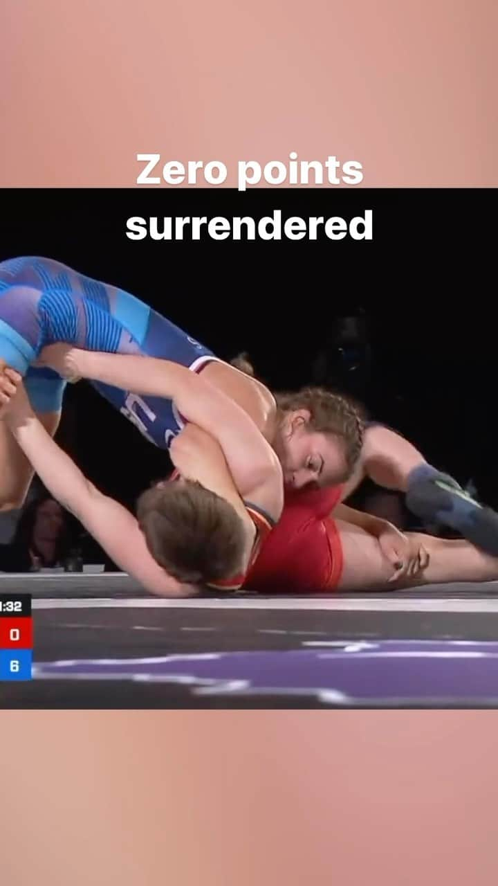 ヘレン・マロウリスのインスタグラム：「Helen Maroulis earned a pair of 10-0 techs at last year’s Final X. Will she make her 13th Senior World/Olympic team on Saturday, August 12 at 2 p.m. Central during her special wrestle-off against Xochtil Mota-Pettis?  Watch LIVE on FloWrestling.」