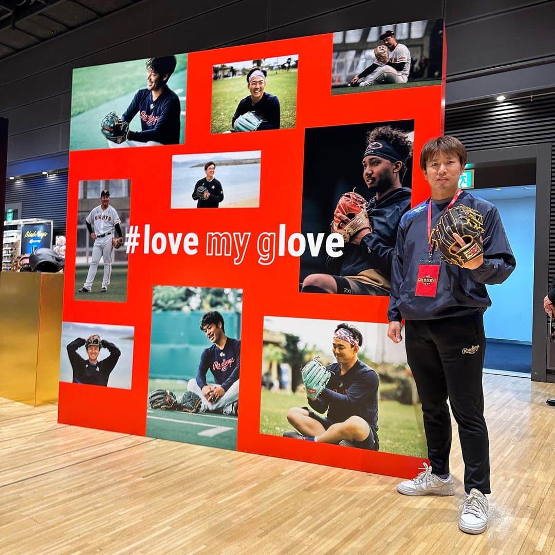 クーニンズのインスタグラム：「時間差で展示会の投稿😃 少し先のローリングス新商品⭐️ 2枚目のやつはチームウェア採用‼️」