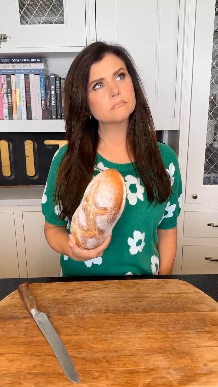 ティファニー・ティーセンのインスタグラム：「Never waste your leftover bread again. #HereWeGoAgain Chapter 1 (sneak peek)- recipes for any brioche, ciabatta, or a regular ol’ loaf you got. Order at the link in my bio and stay tuned for a peak at Chapter 2」