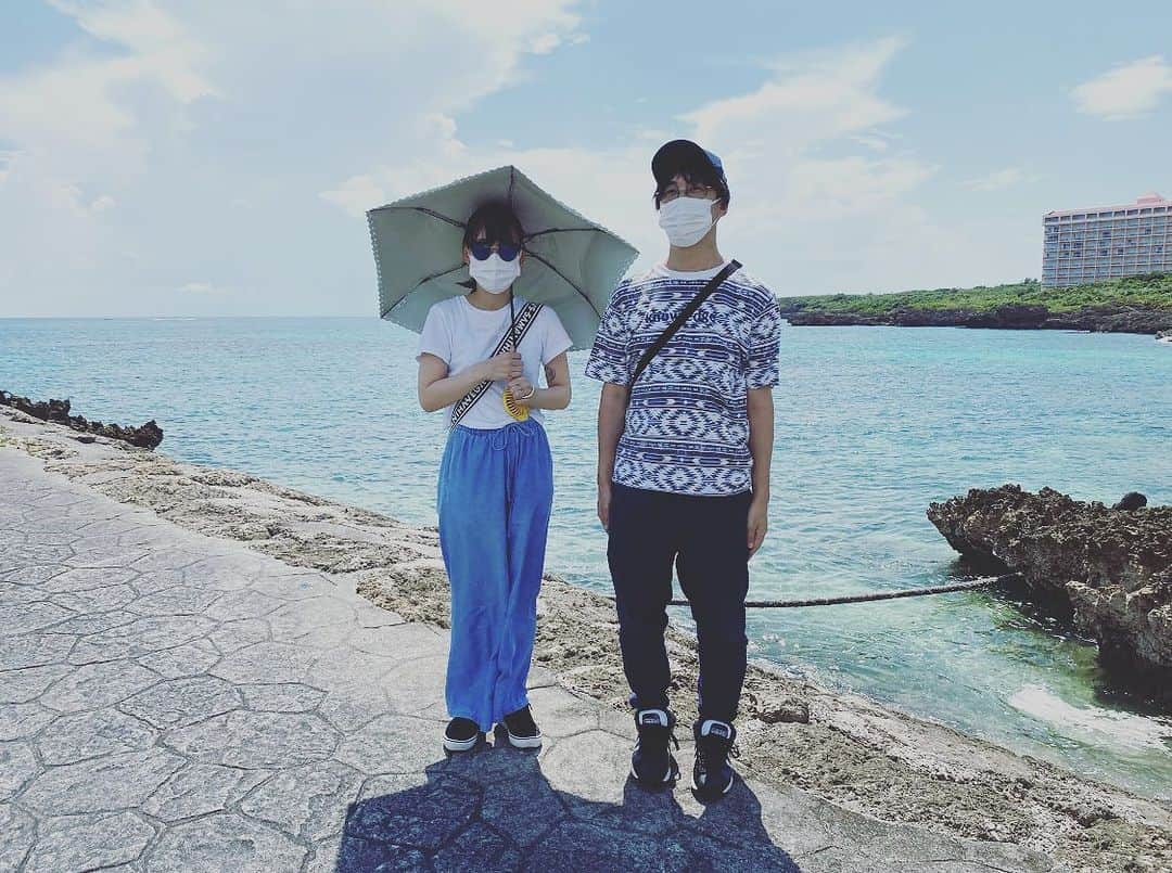 ジャガーともひろさんのインスタグラム写真 - (ジャガーともひろInstagram)「今日は結婚記念日です 2人なのに家族旅行であまりはしゃいがないタイプの家庭の写真の撮り方載せておきます。  嫁ちゃんいつもありがとう。  #ジャガーズ  #結婚記念日」8月8日 11時05分 - jaguartomohiro