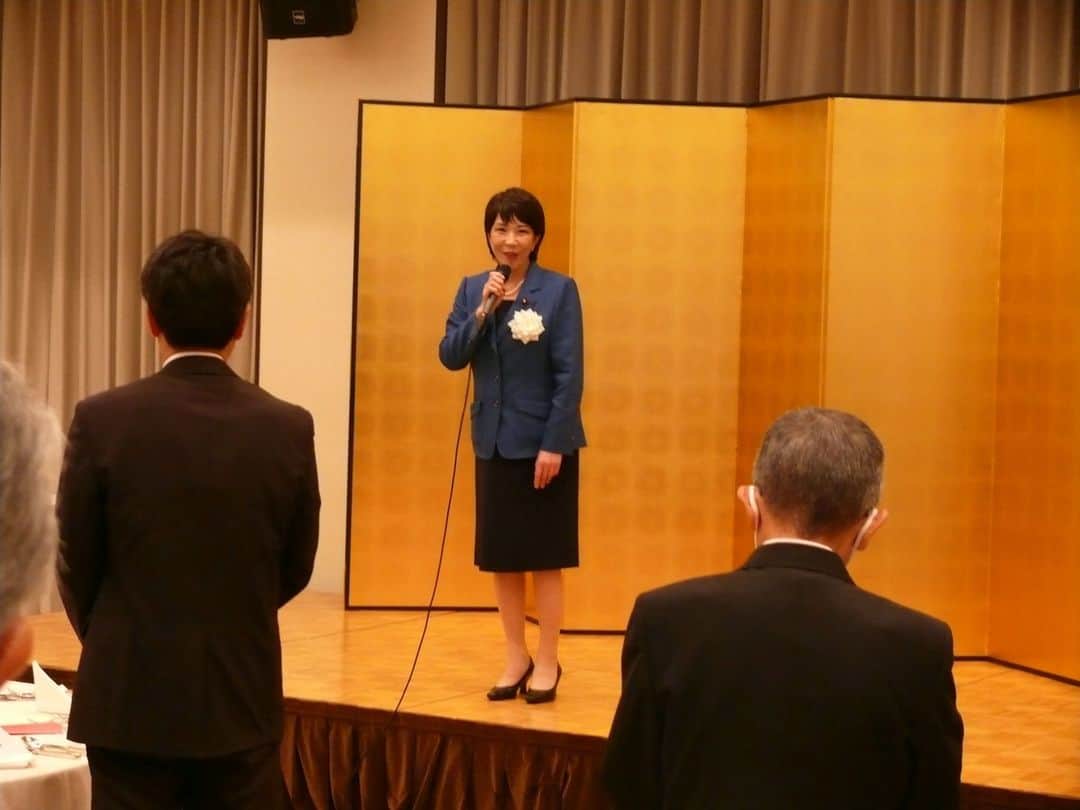 高市早苗のインスタグラム：「8月7日 奈良県自動車関係団体協議会通常総会」