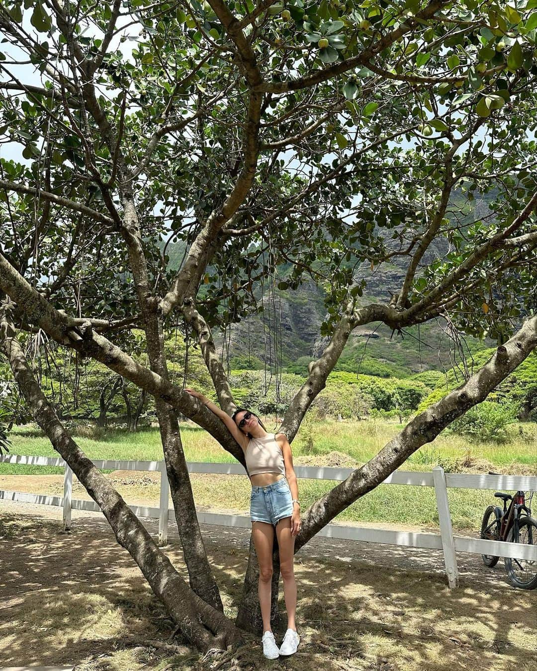 道端アンジェリカのインスタグラム：「緑がいっぱいで気持ちいい☺️🌳」