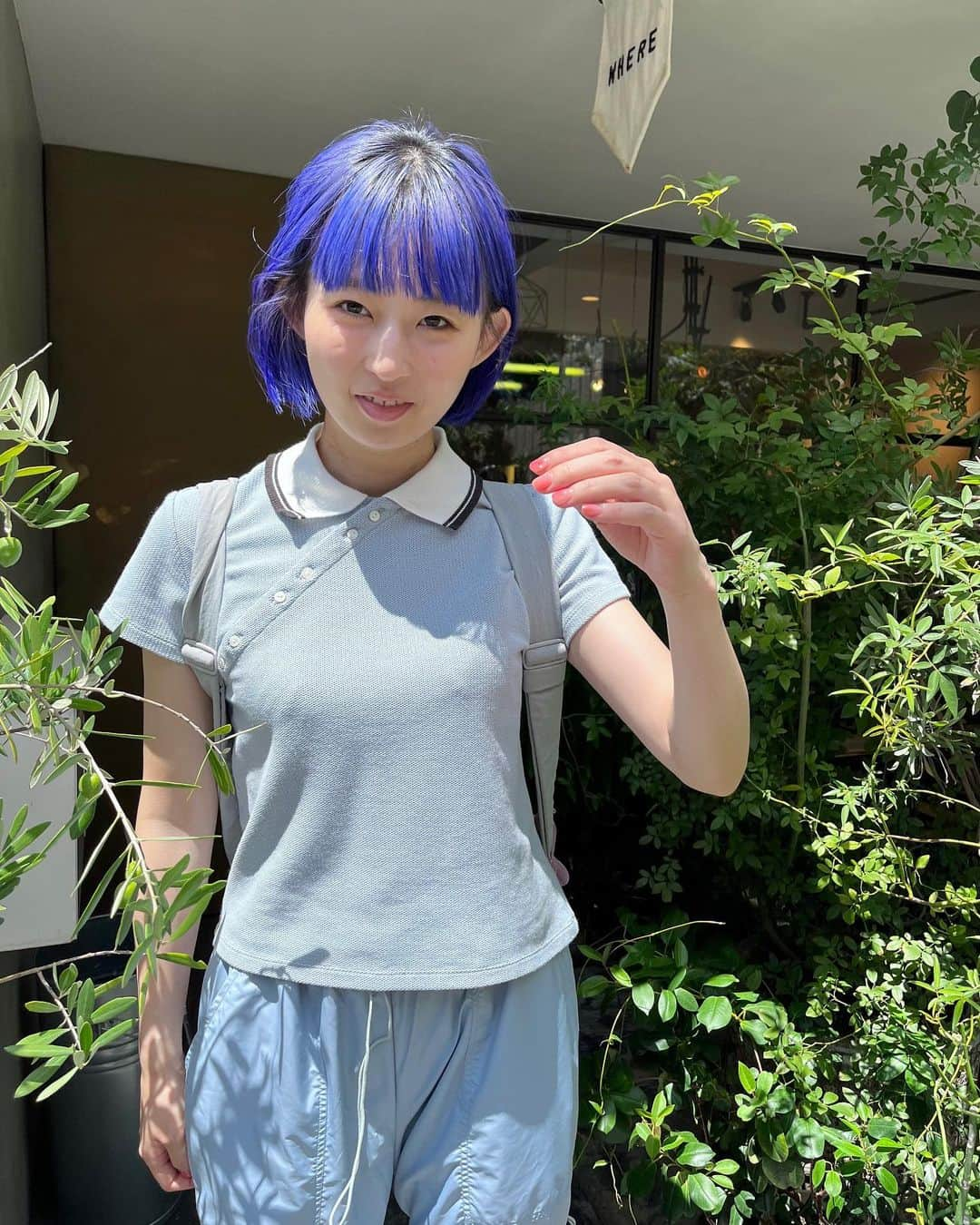 PORINのインスタグラム：「おつ枯山水🌿 リュックの肩紐は、いつもねじれてます！」