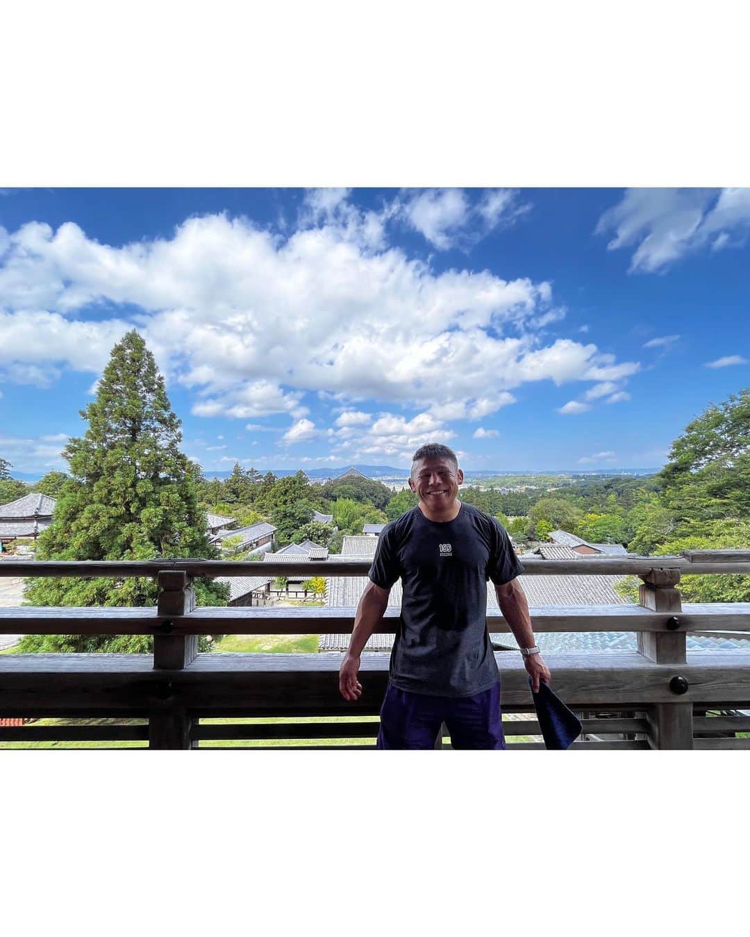 北岡悟さんのインスタグラム写真 - (北岡悟Instagram)「8/6(日)午前中、7年半ぶりの奈良でした🤟🏽※実家には帰ってません 上京してから25年経ちます。 滞在時間は12時間足らずと短かったですが、25年の間に奈良に帰って来た時の中で、今回が圧倒的に一番楽しく過ごせました😆✨ #奈良公園 #奈良公園の鹿 #奈良公園🦌 #東大寺大仏殿 #東大寺金堂 #東大寺大仏 #東大寺二月堂」8月8日 23時32分 - lotuskitaoka