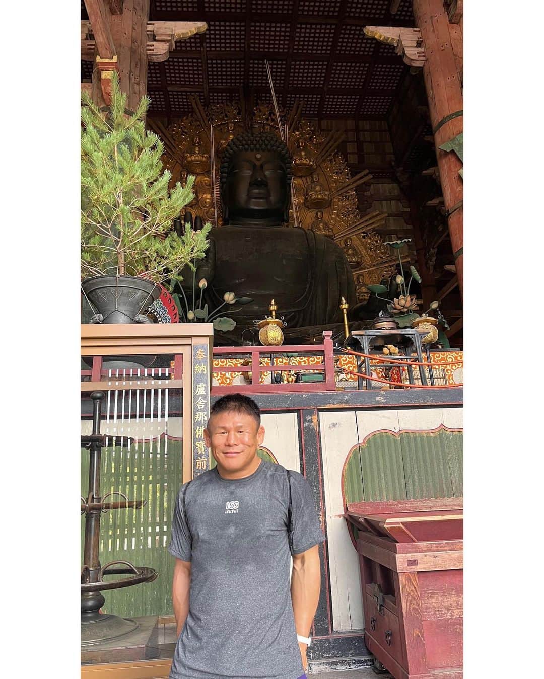 北岡悟さんのインスタグラム写真 - (北岡悟Instagram)「8/6(日)午前中、7年半ぶりの奈良でした🤟🏽※実家には帰ってません 上京してから25年経ちます。 滞在時間は12時間足らずと短かったですが、25年の間に奈良に帰って来た時の中で、今回が圧倒的に一番楽しく過ごせました😆✨ #奈良公園 #奈良公園の鹿 #奈良公園🦌 #東大寺大仏殿 #東大寺金堂 #東大寺大仏 #東大寺二月堂」8月8日 23時32分 - lotuskitaoka