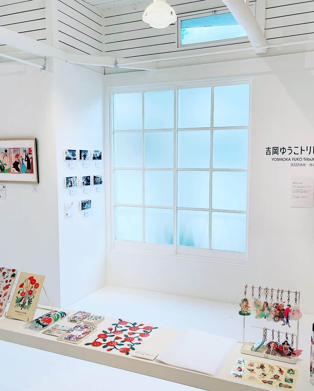 吉岡ゆうこさんのインスタグラム写真 - (吉岡ゆうこInstagram)「2階で開催中のトリビュート展。14名のイラストレーターの皆さんによるそれぞれ独自の視点での様々な表現をご覧いただけます。かなり豪華なメンバーですのでお見逃しなく！  特設サイトはコチラ↓ yukoyoshioka-exhibition0808-0813.com  #illust #illustration #instaart #fashionillustration #artwork #digitalart #girl #drawing #イラストレーション #yukoyoshioka #digitalpainting #ファッションイラストレーター #插画 #일러스트 #吉岡ゆうこ #illustagram #coordinate #japaneseillustrator  #イラストグラム #soloexhibition #passepied #popularitystudio #clearfile #goods #passepied #吉岡ゆうこ個展 #吉岡ゆうこトリビュート展」8月8日 22時05分 - yukoyoshioka_illustrator