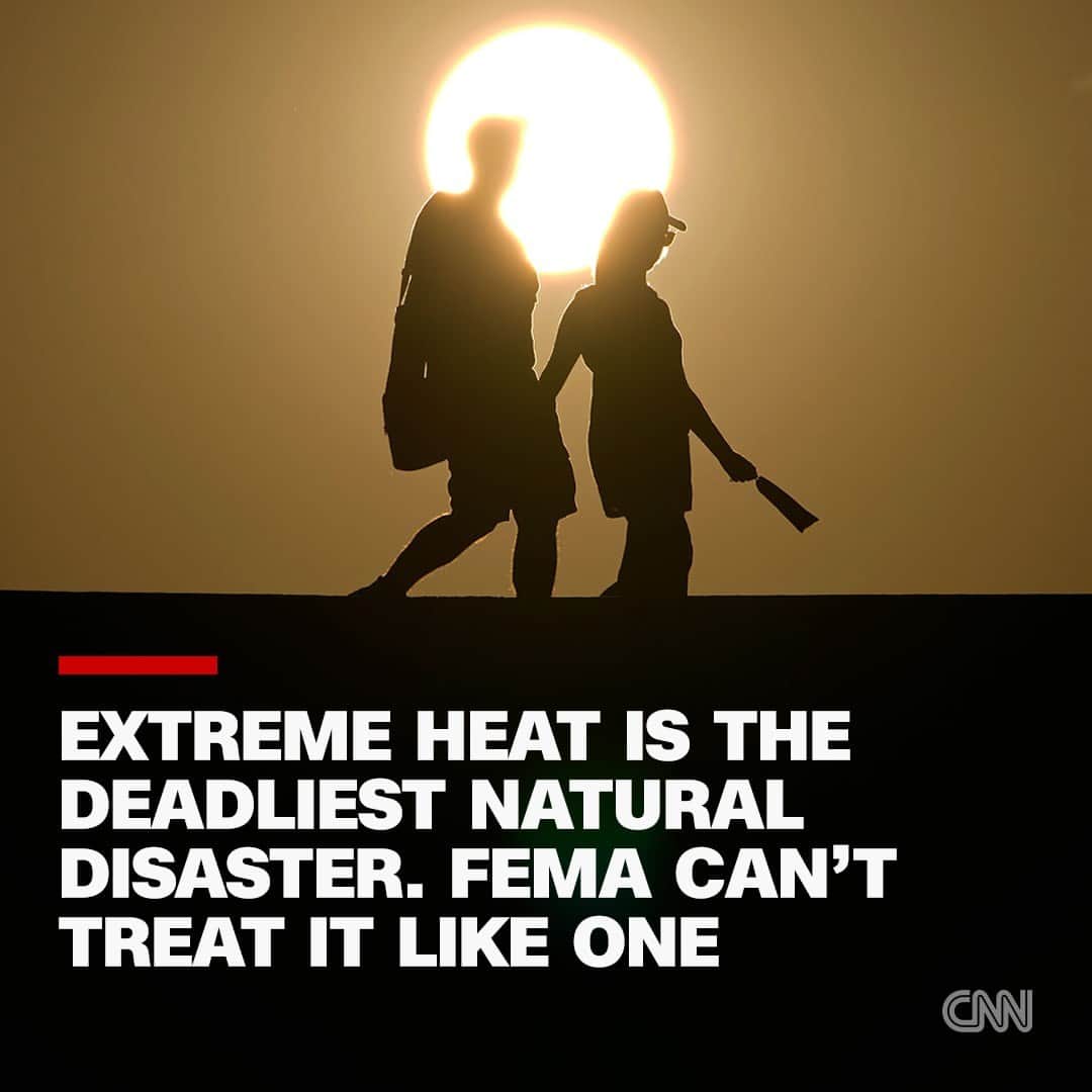 CNNさんのインスタグラム写真 - (CNNInstagram)「Extreme heat is far deadlier than other natural disasters, killing on average more than twice as many people each year as hurricanes and tornadoes combined, according to data tracked by the National Weather Service.  Despite this, heat isn’t on the list of disasters eligible for assistance from the Federal Emergency Management Agency because it’s nowhere in the Stafford Act – the federal law that gives FEMA the power to respond to emergencies and determines what qualifies as one.  Read more at the link in bio.  📷: John Locher/AP」8月8日 22時07分 - cnn