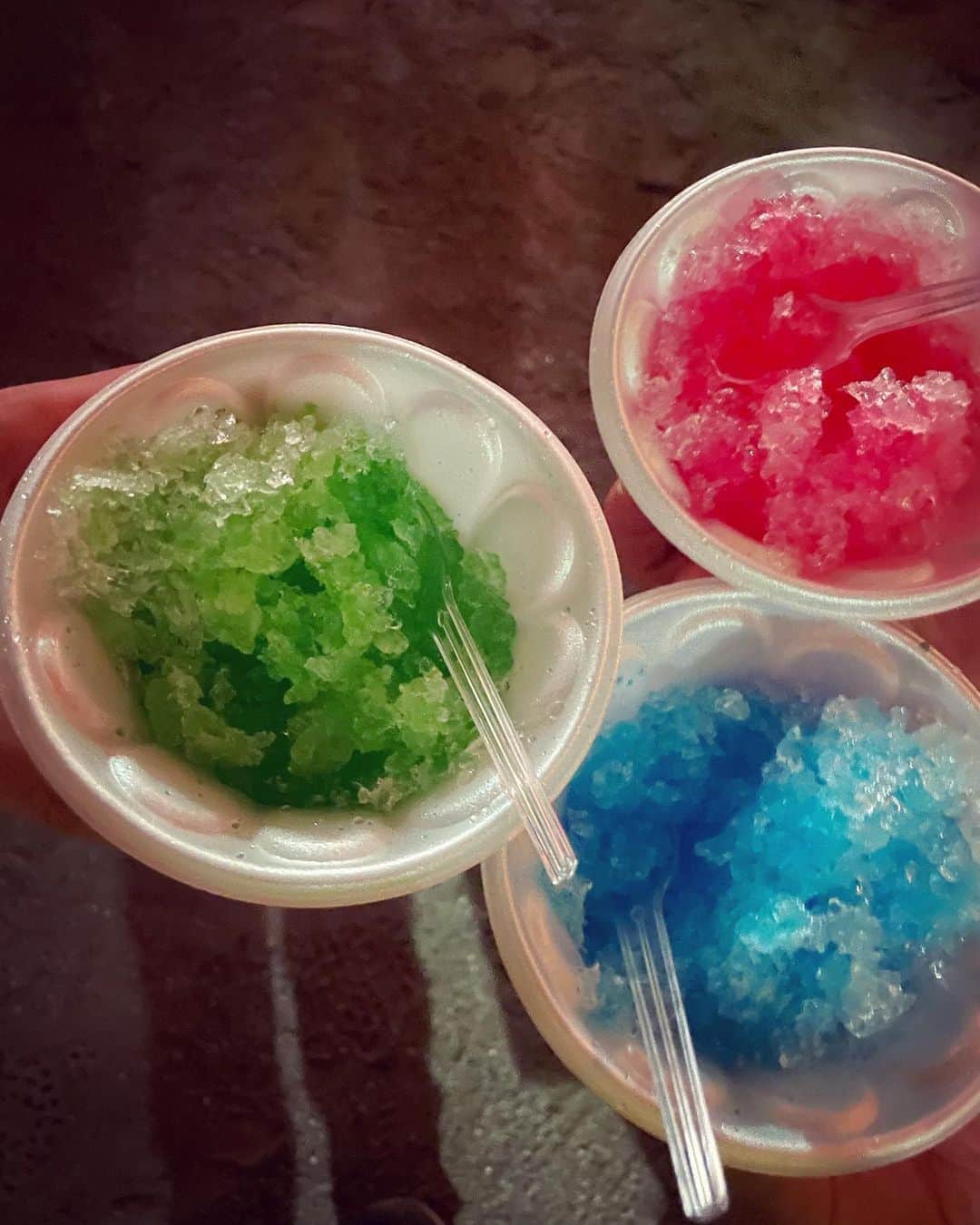 奥村愛子のインスタグラム：「🍧  夏ってこんな感じだったっけね かき氷たーのしーい」