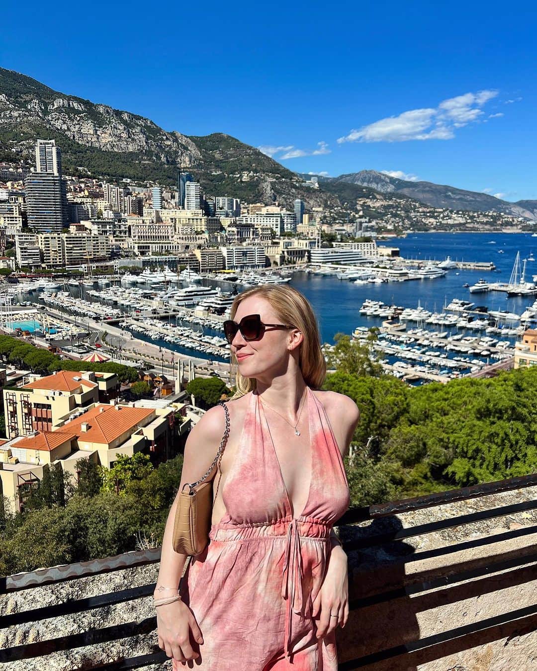 ティファニー・ザホースキのインスタグラム：「Veni Vidi Amavi ☀️💕」