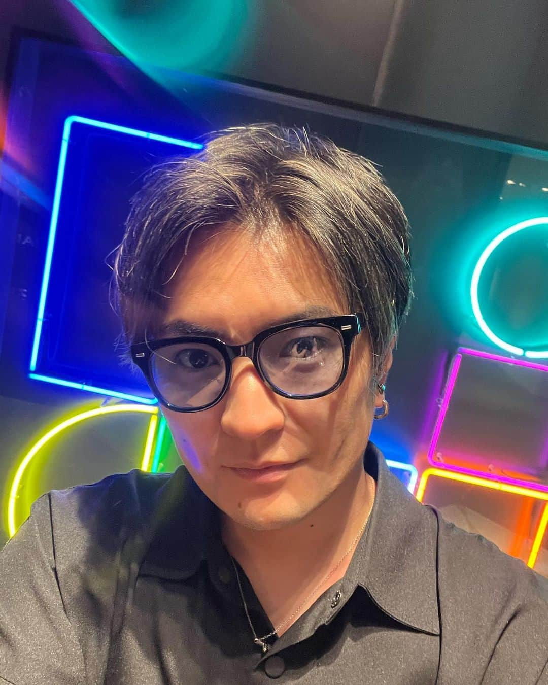 細川優さんのインスタグラム写真 - (細川優Instagram)「🟪🔵🟦🟧🌐✨  #cut #menshair  #tokyo #japan」8月8日 16時53分 - yuhosokawa