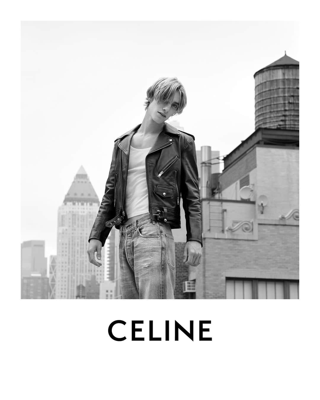 Celineさんのインスタグラム写真 - (CelineInstagram)「CELINE HOMME PORTRAIT OF AN ACTOR  LEVON HAWKE @LEVON_HAWKE  @HEDISLIMANE PHOTOGRAPHY NEW YORK JUNE 2023  #CELINEHOMME #CELINEPORTRAIT #CELINEBYHEDISLIMANE」8月8日 17時25分 - celine