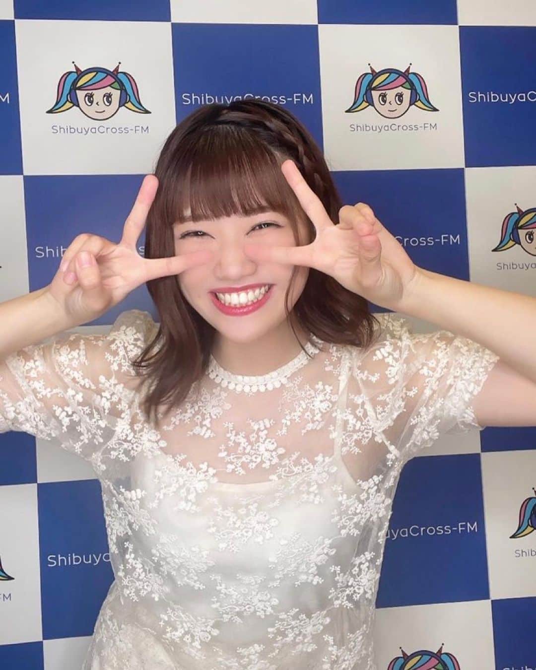 平岡明純のインスタグラム：「🌸お知らせ🌸 #渋谷クロスFM【#すきラジ】  アシスタントMC を #平岡明純 が 務めさせていただくことになりました✨  【期間】 2023年8月～12月 第2木曜日🫧20:00～20:50  ーーーーーーーーーーーーーーー 🩵第1回目は8月10日（木）🩵 ーーーーーーーーーーーーーーー  #ミスヤングアニマル2023  #グランプリ　 #ヤングアニマル」