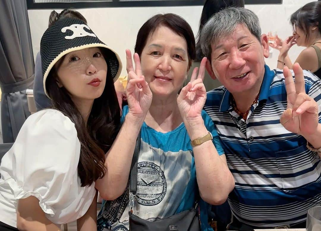 めいさんのインスタグラム写真 - (めいInstagram)「--🇹🇼Taiwan 8/8Happy Father’s Day❤️  父の日一緒に過ごすのは何年振りかな（ずっと日本にいたので) 久しぶりに家族と父の日過ごせて楽しかった  ・ ・ ・　 ・ ・ ・  —  #instapic#日本#familylife#寫真#portrait#사진#happyfathersday#父の日#커피#ポートレート#japanesegirl#family#japan#photo_jpn#家族#섹시#photo#写真部#フォロー#撮影#model#view#スポーツ#tokyo#follow#portraitsedition  已有8年沒有過父親節了（因為都不在台灣） 好開心可以一起跟家人一起過」8月8日 17時48分 - meitienlin1125