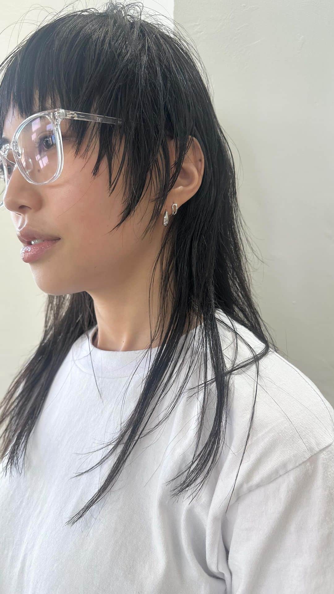 Sachiのインスタグラム：「🧊 W balance*** for Momo  more like party up front business in the back:)/」
