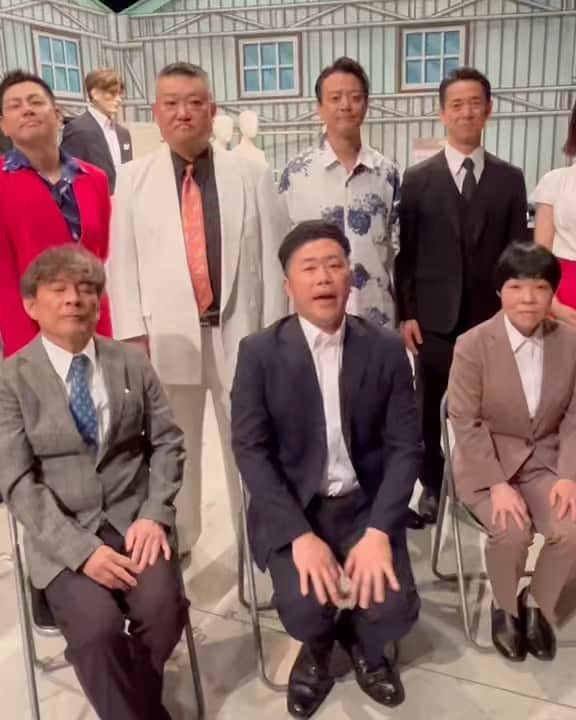吉本新喜劇のインスタグラム：「今週のなんばグランド花月の新喜劇は…！ 吉田裕座長の「動かざることマネキンのごとし」を公演中✨  今週は、とにかく色んな所が乾く⁉︎ 老若男女、皆さまに楽しんでいただける新喜劇となっております。  夏休みの思い出にぜひお越しください😊  公演の詳細はこちらから👇 shinkigeki.yoshimoto.co.jp」