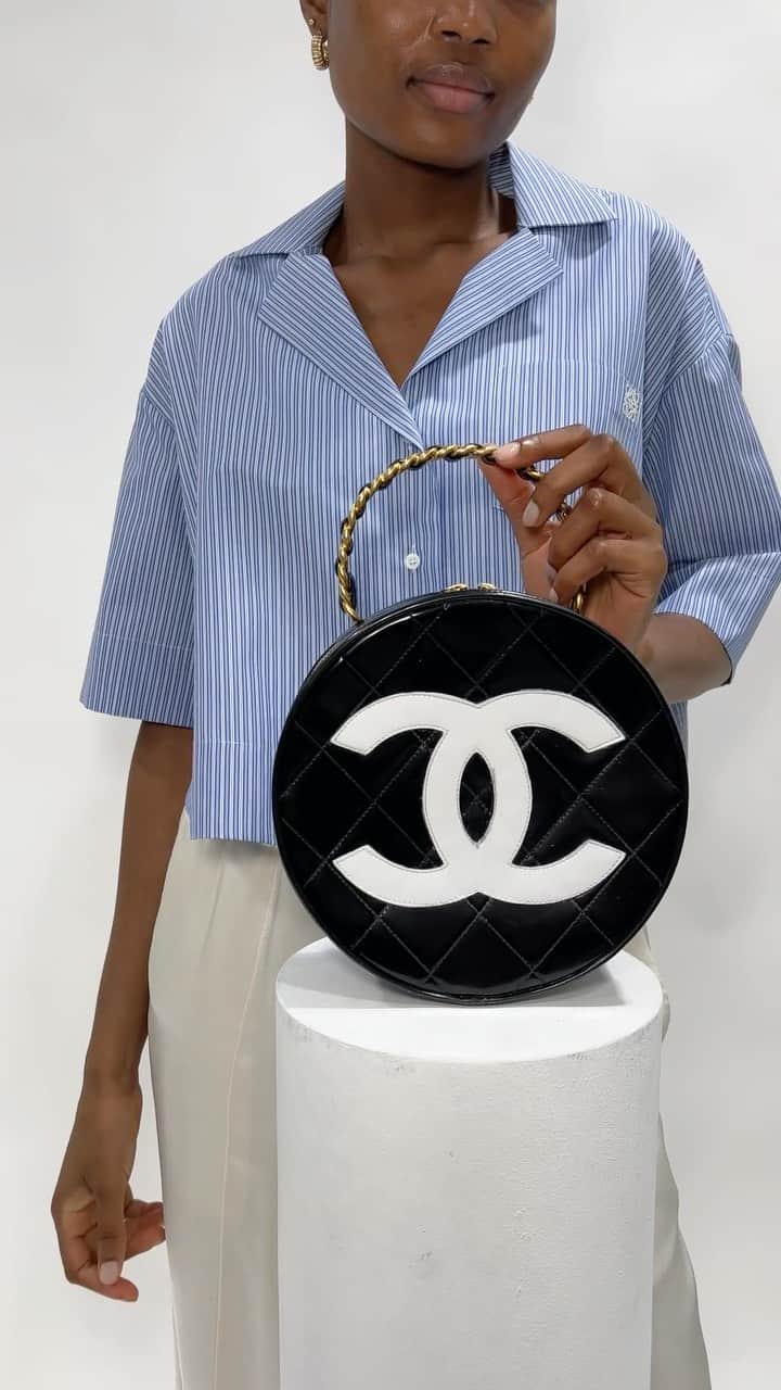 MATCHESFASHION.COMのインスタグラム：「Chanel or Chanel? We pick both 👀 The countdown for #MATCHES x @sellierknightsbridge is on with pre-loved bags from Chanel, Hermès and more. Launching tomorrow!」