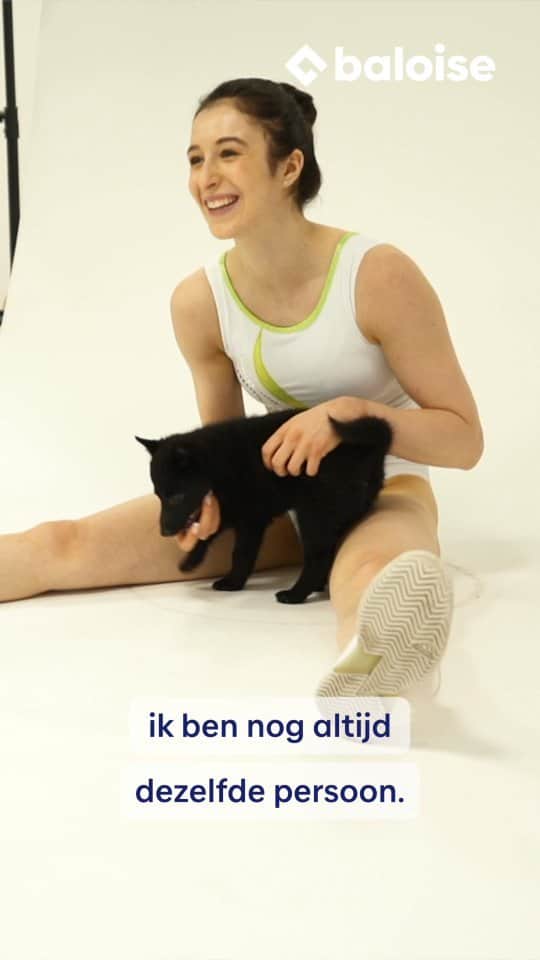 ニナ・デヴァエルのインスタグラム：「Volg mij en de andere teamleden van Baloise Team BELGYM in de 8-delige docureeks ‘De weg naar succes’ 🤸 De eerste aflevering kun je nu bekijken 👉 www.baloise.be/de-weg-naar-succes. In de aanloop naar het WK Turnen in Antwerpen zet @baloise.be iedere dinsdag een nieuwe aflevering online. Veel kijkplezier!  #baloise #ad #partner #dewegnaarsucces #baloiseteambelgym #turnen #gymfed #wearegym #ffgymbe」