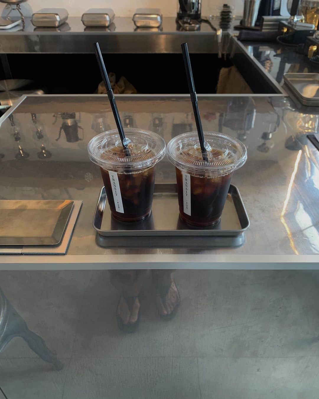 K A O R Iのインスタグラム：「| Sunday ランチ(🍔🍟🥤)で乾いた喉に潤いを... 水出しアイスコーヒーおいしっ🧋  #fukuokacafe#fukuokafood」