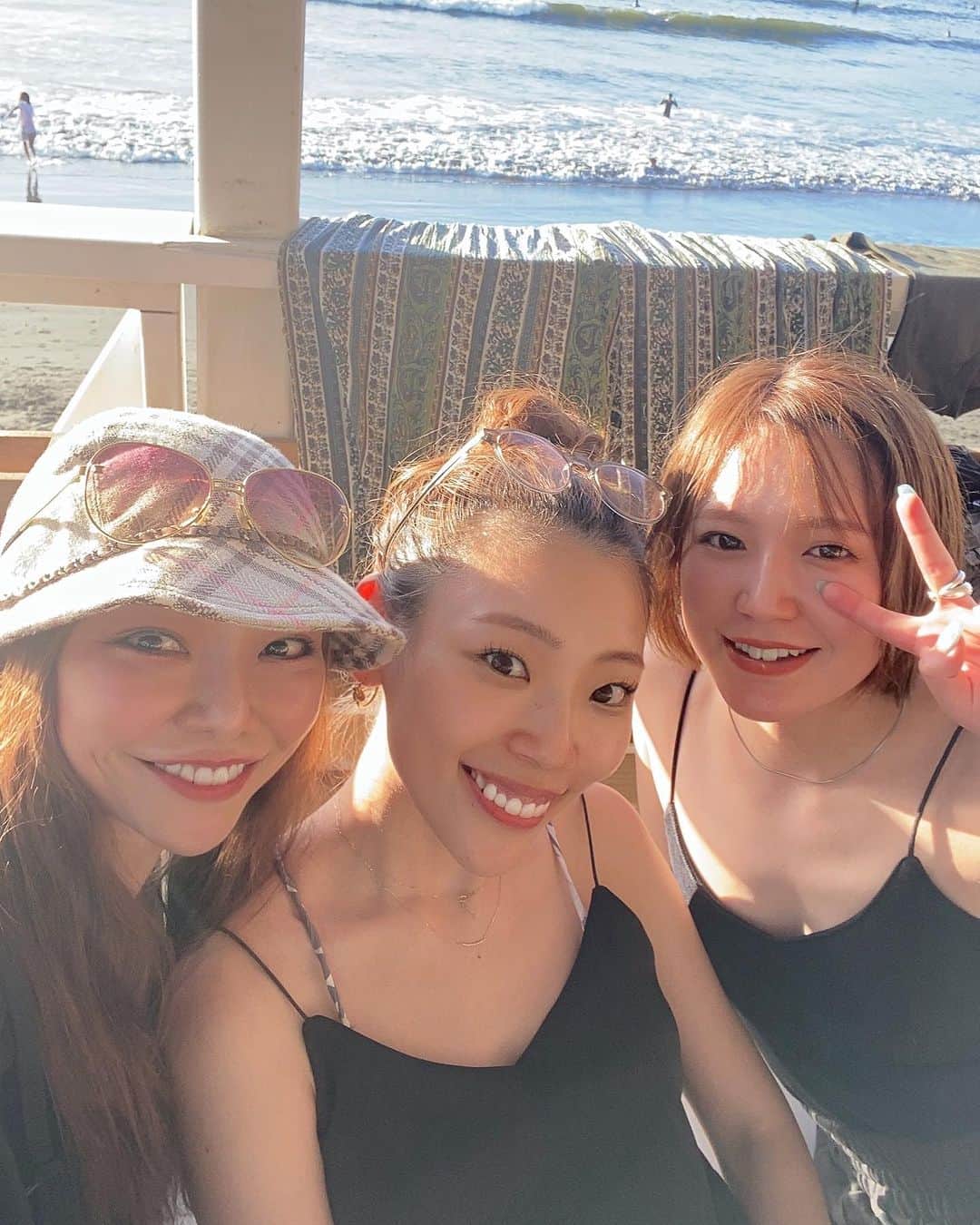 上野水香さんのインスタグラム写真 - (上野水香Instagram)「Thank you my friends 🫶  癒。  🍓🌊🍦🍧」8月8日 18時24分 - mizukaueno