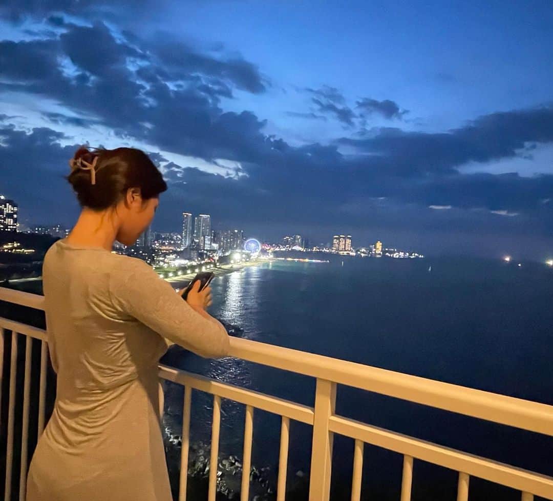 李到華さんのインスタグラム写真 - (李到華Instagram)「아름다운 속초 #밤바다」8月8日 21時10分 - ah____rim