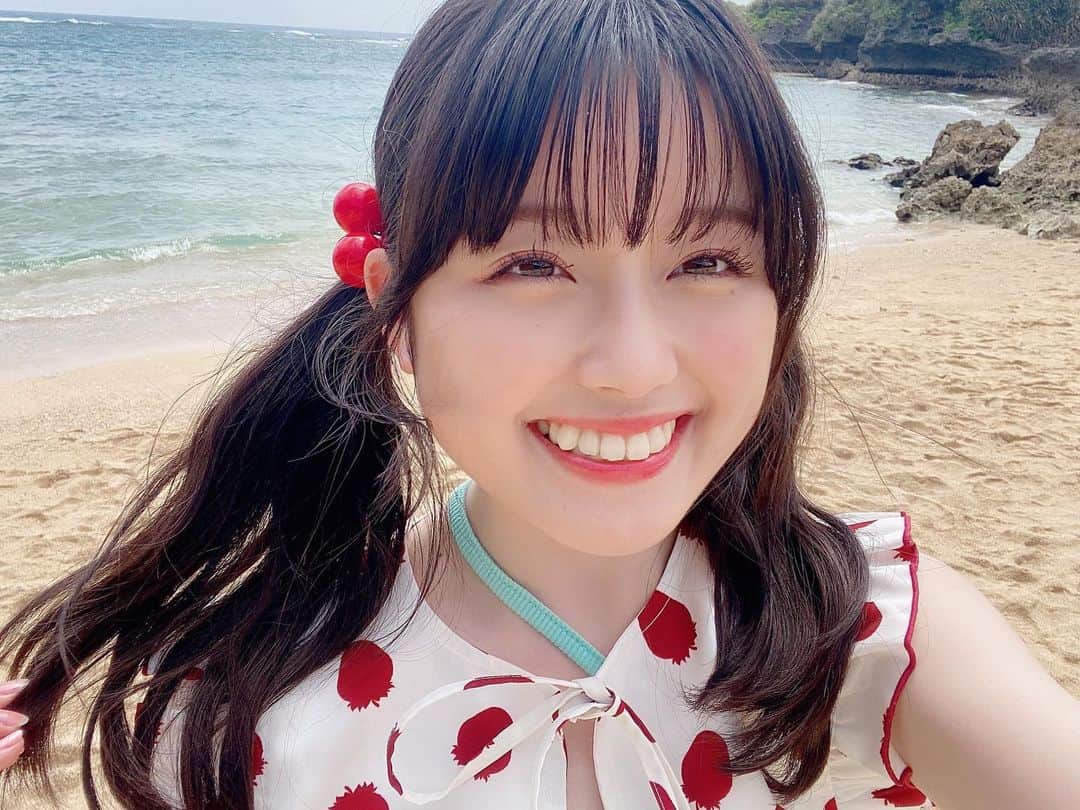 河村果歩のインスタグラム：「🌈🍒  リボン リリース記念写真展が明日までとなっています！  まだ行けてないよ~って方は是非💞  生写真の購入も出来ちゃいます✌🏻  #河村果歩 #nicola #おはスタ #おはガール #かほっち #ニコラ #ニコモ #ニコラ9月号発売中 #SUPERGIRLS #スパガ #アイドル」