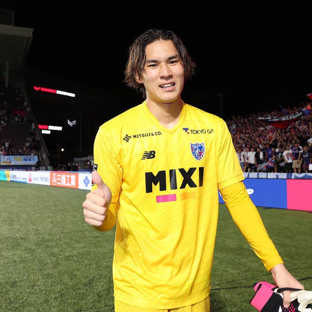 のインスタグラム：「🔵🔴 vs #セレッソ大阪  待ちに待ったJ1リーグデビュー戦。 #いわてグルージャ盛岡 で経験を積み成長し続けた男が東京のゴールマウスを守りきり、勝利の立役者に。 @tainobu_big  @fctokyoofficial  #野澤大志ブランドン  #FC東京 #fctokyo #tokyo」