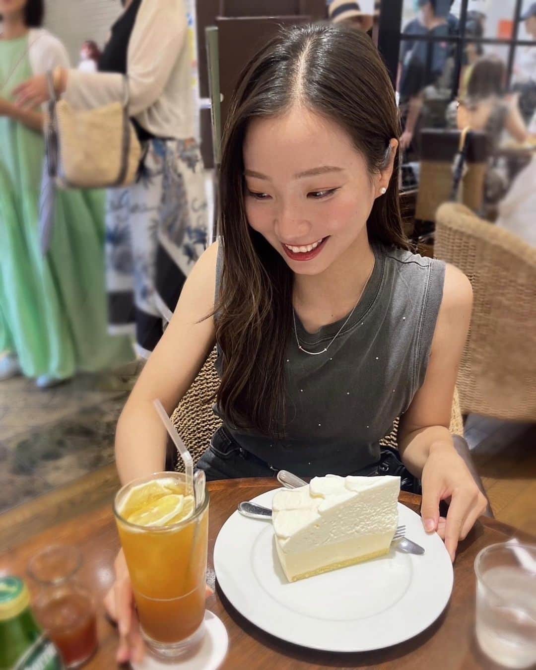小堀桃子のインスタグラム