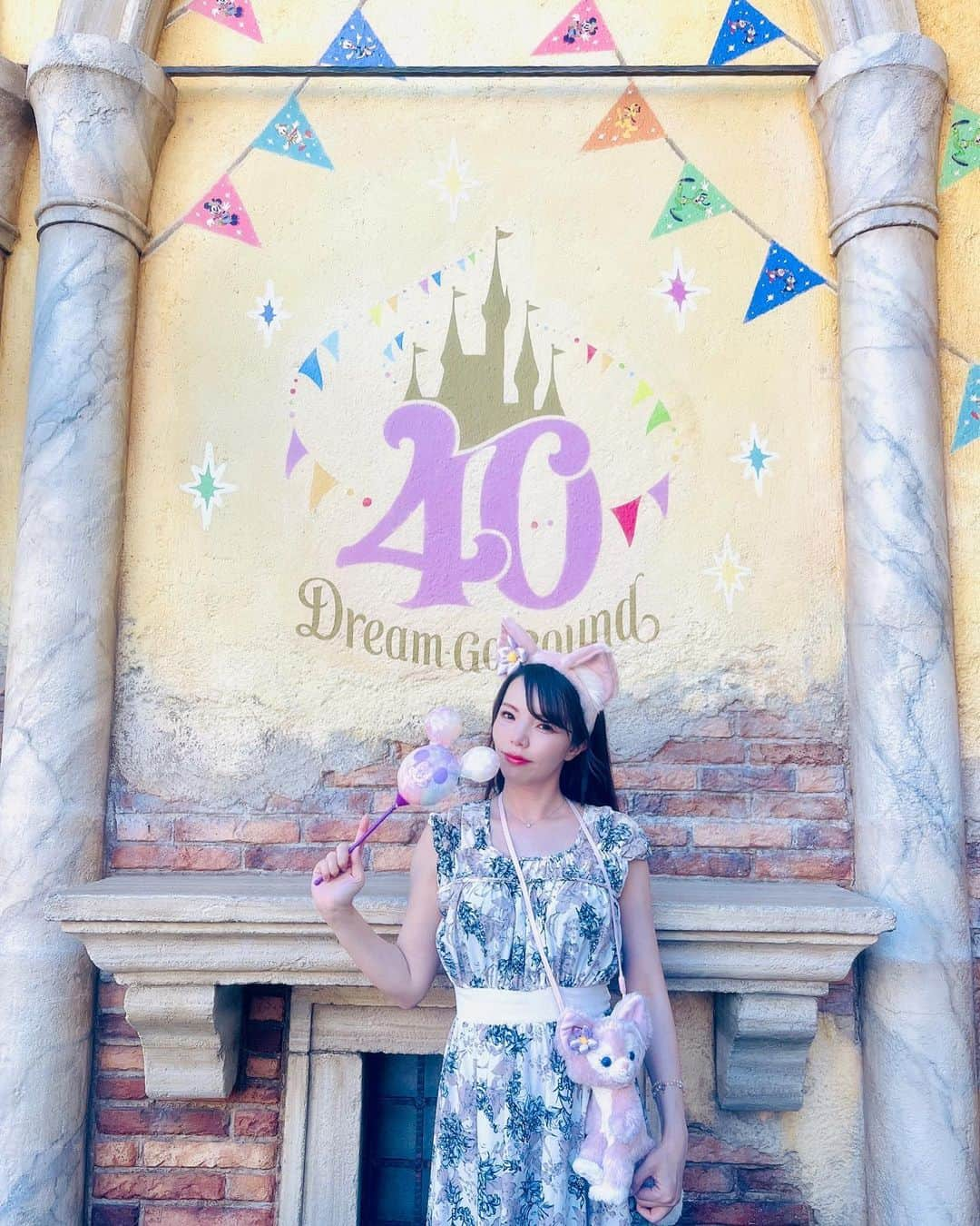 Mikaさんのインスタグラム写真 - (MikaInstagram)「『Disney Summer Vacation』  40th Anniversary ✨with Sena♡  @tokyodisneyresort_official   #ディズニーシー40周年  #ディズニーポトレ  #ディズニーシー  #ディズニーシーフォトスポット #ディズニー写真部 #ディズニーシー写真部 #ディズニーリゾート #ディズニーカメラ隊  #ディズニーカメラ部  #ディズニーカメラ女子  #ディズニーシー40周年  #ディズニーフォト #ディズニーフォトスポット  #ディズニーが好き #ディズニーが好きな人と繋がりたい  #ディズニーリゾート  #ディズニーシー風景  #自撮り女子  #スマホ撮影の人と繋がりたい  #スマホ撮影部  #ポートレート撮影 #ポートレートしま専科  #ポートレート女子  #ポートレート部  #ポートレート好きな人と繋がりたい  #被写体女子  #被写体モデル  #disneyphoto  #disneyphotographer  #disneyseatokyo  #disneyseajapan  #disneygram」8月8日 19時44分 - mika_portrait