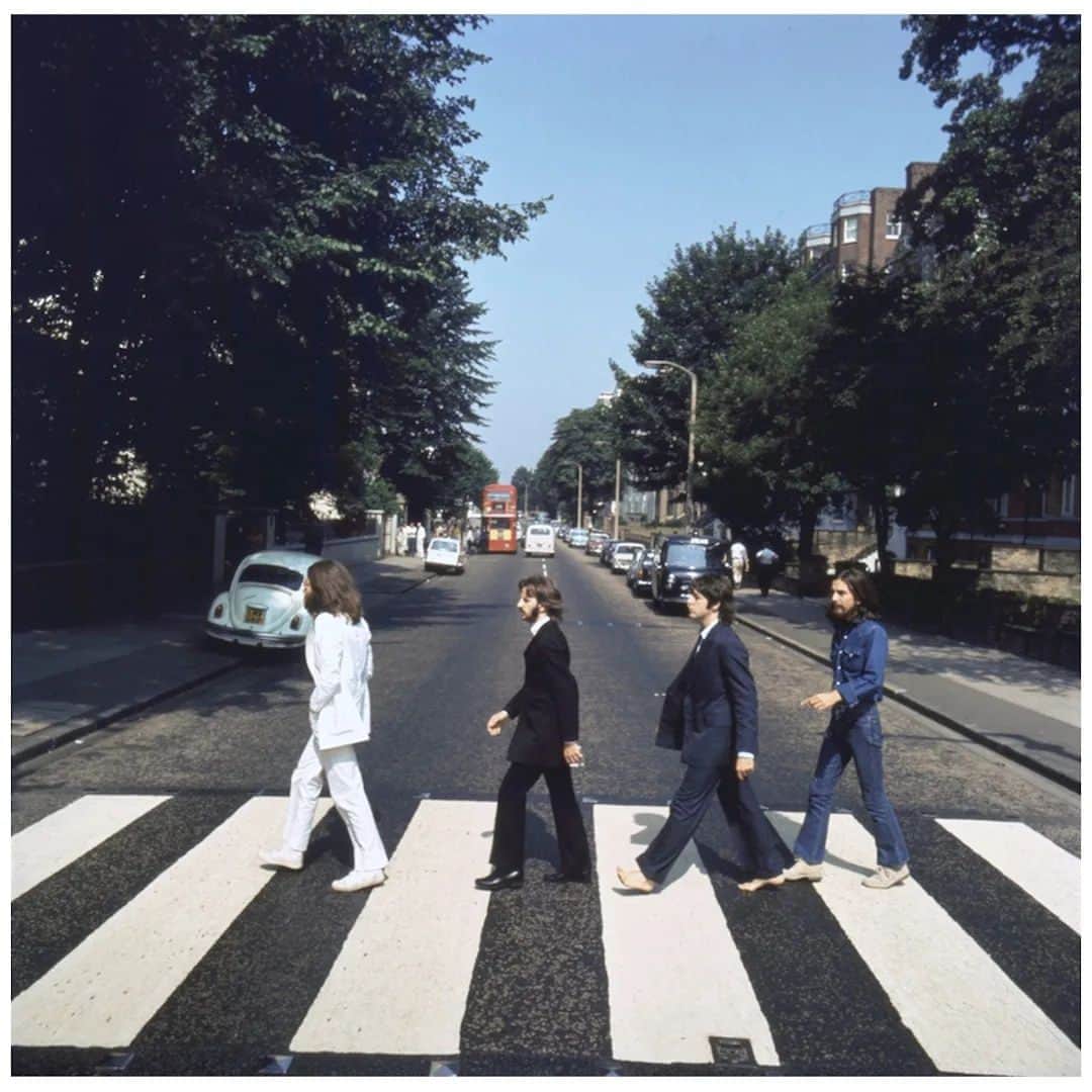 The Beatlesさんのインスタグラム写真 - (The BeatlesInstagram)「“And in the end, the love you take is equal to the love you make.” ⁠ ⁠ #OTD in 1969,  #TheBeatles shot the cover of Abbey Road. ⁠ ⁠ #1960s ⁠ ⁠ ⁠ @paulmccartney @johnlennon @georgeharrisonofficial @ringostarrmusic⁠ ⁠ Photo © Apple Corps Ltd.⁠」8月8日 20時02分 - thebeatles