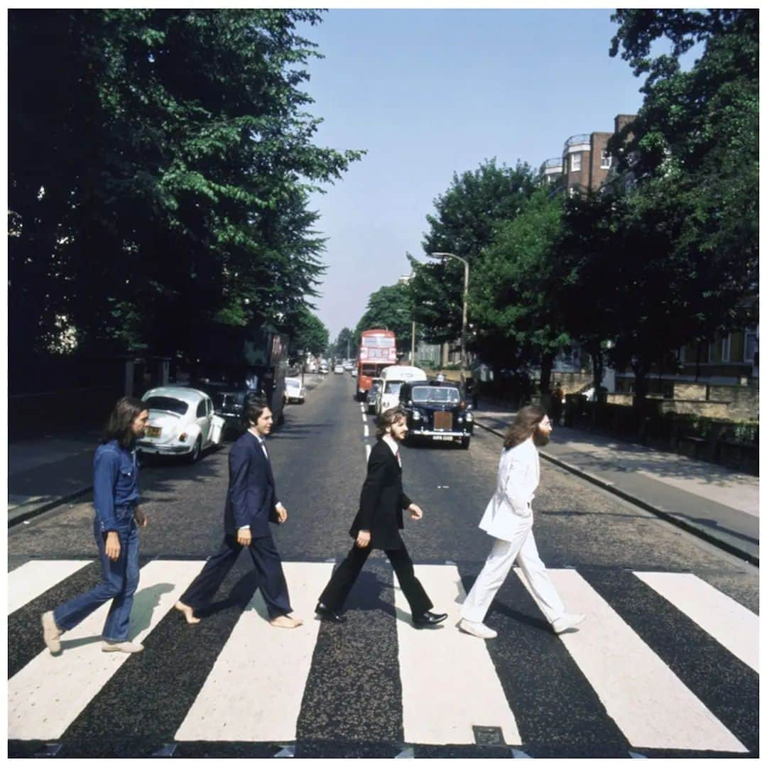 The Beatlesさんのインスタグラム写真 - (The BeatlesInstagram)「“And in the end, the love you take is equal to the love you make.” ⁠ ⁠ #OTD in 1969,  #TheBeatles shot the cover of Abbey Road. ⁠ ⁠ #1960s ⁠ ⁠ ⁠ @paulmccartney @johnlennon @georgeharrisonofficial @ringostarrmusic⁠ ⁠ Photo © Apple Corps Ltd.⁠」8月8日 20時02分 - thebeatles