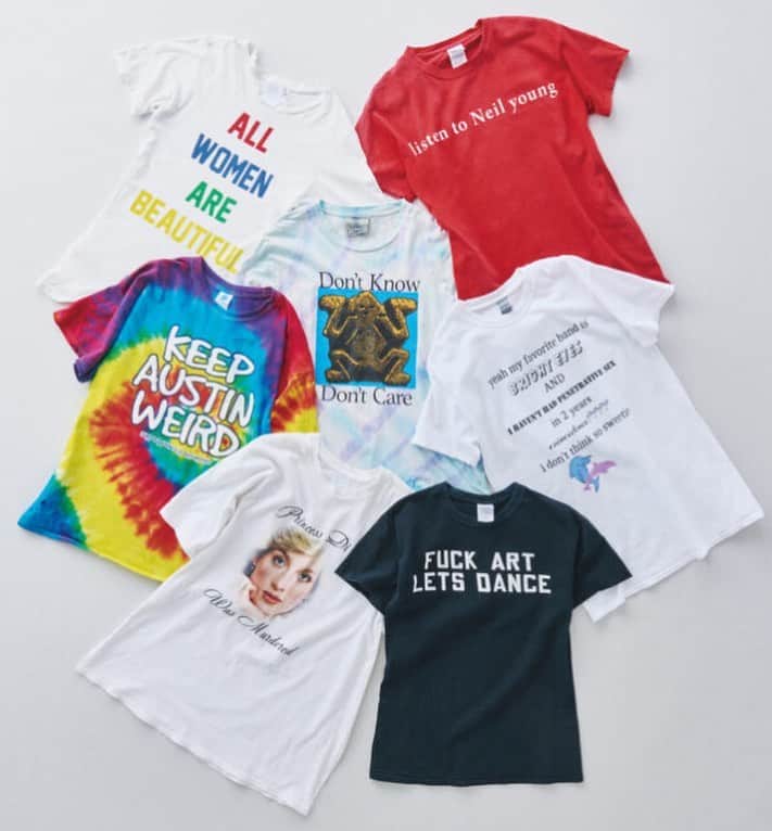 Numero TOKYOさんのインスタグラム写真 - (Numero TOKYOInstagram)「あなたの“偏愛Tシャツ”コレクション見せてください  ミュージシャン、映画、アート、珍スポットなど特定のジャンルのTシャツをこよなく愛し収集する、ファッションプロとクリエイターたち。そんな彼らにTシャツへの思い、集める楽しみやこだわりを聞いた。詳細はNumero.jp並びに2023年7・8月合併号に掲載中。  1.田中久子｜PR 50sドラマシリーズ『I Love Lucy』Tを一本釣り  2.在原みゆ紀｜モデル 女性らしく着たいボーイッシュな細ボーダーT  3.奥浜レイラ｜音楽パーソナリティー、ライター 好きなアルバム＆ツアー限定のミュージシャンT  4.とに～｜アートテラー アートTは、どこでも誰とでも美術を語るきっかけに  5.鶴谷聡平｜「サントラ・ブラザース」長映画Tを仲間と語る楽しみ  6.三井リンダ｜ファッションデザイナー 聖地巡礼して集まったアメリカ珍スポット&秘境T  7.シトウレイ｜フォトグラファー、ジャーナリスト 社会実験的な意味で着る、セクシュアルモチーフT  8.キャサリン・リーランド｜PR会社勤務、モデル クリエイターのSNSで発掘するメッセージT  #numerotokyo #Numerojp #tシャツ #fashion #tshirts #mode #art #culture」8月8日 20時04分 - numerotokyo