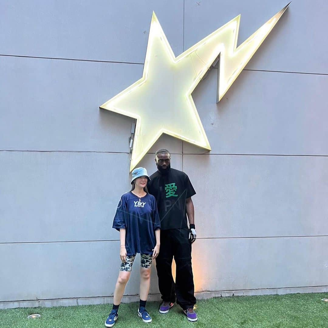 chocomooさんのインスタグラム写真 - (chocomooInstagram)「Thank you for a great time⭐️ @fchwpo ⭐️🏀🔥☘️  #JaylenBrown #Chocomoo」8月8日 20時13分 - yukachocomoo