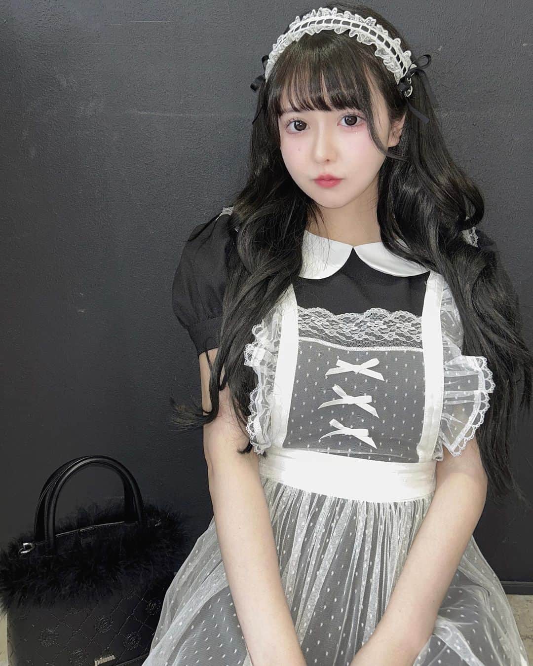 兎凪さやかのインスタグラム：「めいどさんだよーん♡  #メイド  #pium  #地雷  #参戦服」