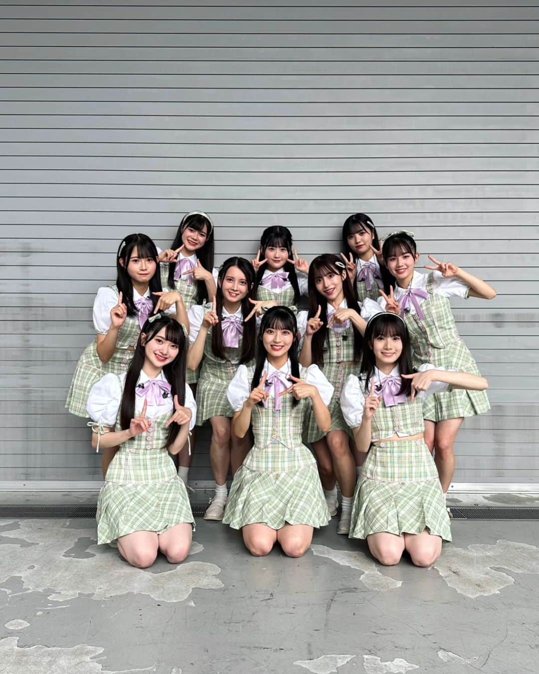 畠山希美のインスタグラム：「17期研究生初の単独ライブありがとうございました〜  すごくいい思い出になりました！２回目できたらいいな〜  楽しかった人〜✋⁡ ⁡⁡ ⁡ #akb4817期研究生 #17期研究生」
