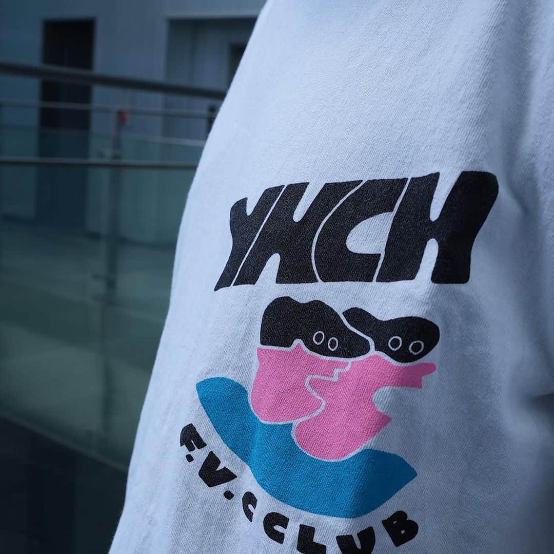 好井まさおさんのインスタグラム写真 - (好井まさおInstagram)「こちらオリジナルTシャツ、本日23:59まで販売しております！ご興味ある方は是非プロフィールからサイト飛んで見てくださいー！  白とグレーのMであれば1枚か2枚はまだあります！  Cap→ #nir Tops→ #好井andカナメクト  Pants→ #tttmsw  Shoes→ #newbalance   好井まさお @yoshii1984  カナメクト @kanamect  #好井まさお#カナメクト#Youtube#好井カナメクト#ファッション」8月8日 20時42分 - yoshii1984