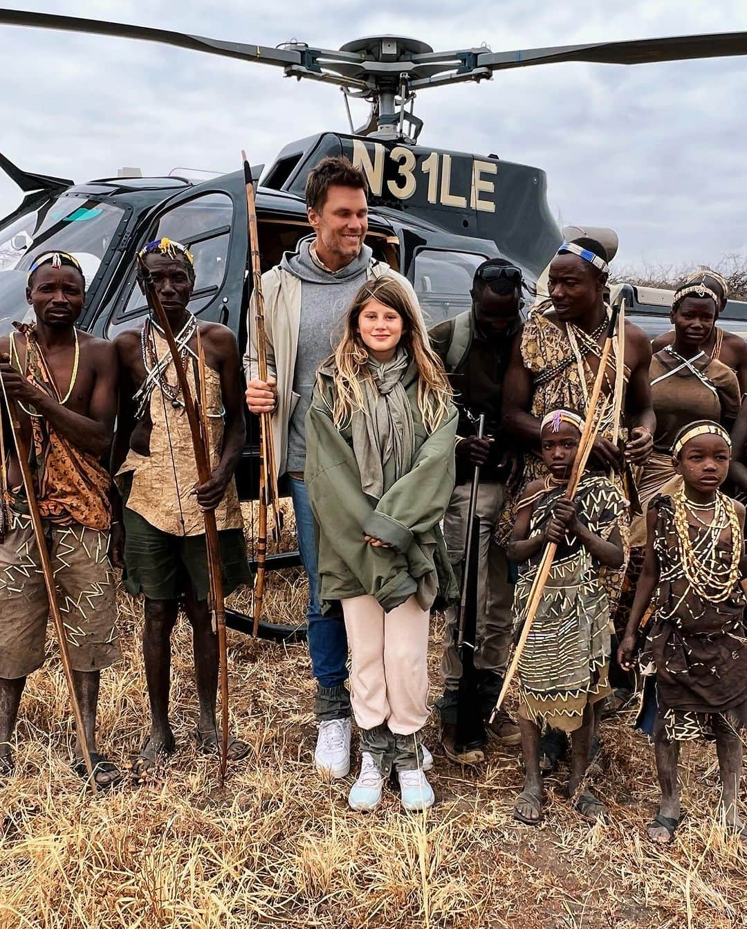 トム・ブレイディさんのインスタグラム写真 - (トム・ブレイディInstagram)「What an incredible trip to the most amazing continent…Africa 🖤🖤🖤. It was another special reminder that life is TRULY about relationships and memories…This past week of my birthday I have had much time to reflect and be grateful for all the incredible blessings. I couldn’t imagine growing up as a boy in San Mateo that my life would become what it has… I’ve experienced quite a bit in the first 45 years I have lived, and what I have loved most is the people who I have shared the most life changing events with….my children, my family, my loved ones and friends and all of you have added so much to this incredible/adventurous life.  To wake up to sunrises and untouched parts of our beautiful planet, to witness these animals in all their glory, to see how different people can live with true joy and happiness continues to bring me great lessons in learning. Anyone who knows me knows I love quotes….I have two in my mind that I want to begin this next chapter with. They are profoundly meaningful to me and maybe you will like them as well!   “The life you lead, is the lesson you teach”  “If I am not for myself, who will be for me? If I am not for others, what am I?”   I’ve had them in my mind for some time, and I will continue to bring them with me on this journey of life. Thank you all for your love and support these first 45 years….I am taking these next days one at a time, focusing on being my best self for me, and others, and living a life of integrity and purpose.」8月8日 20時38分 - tombrady