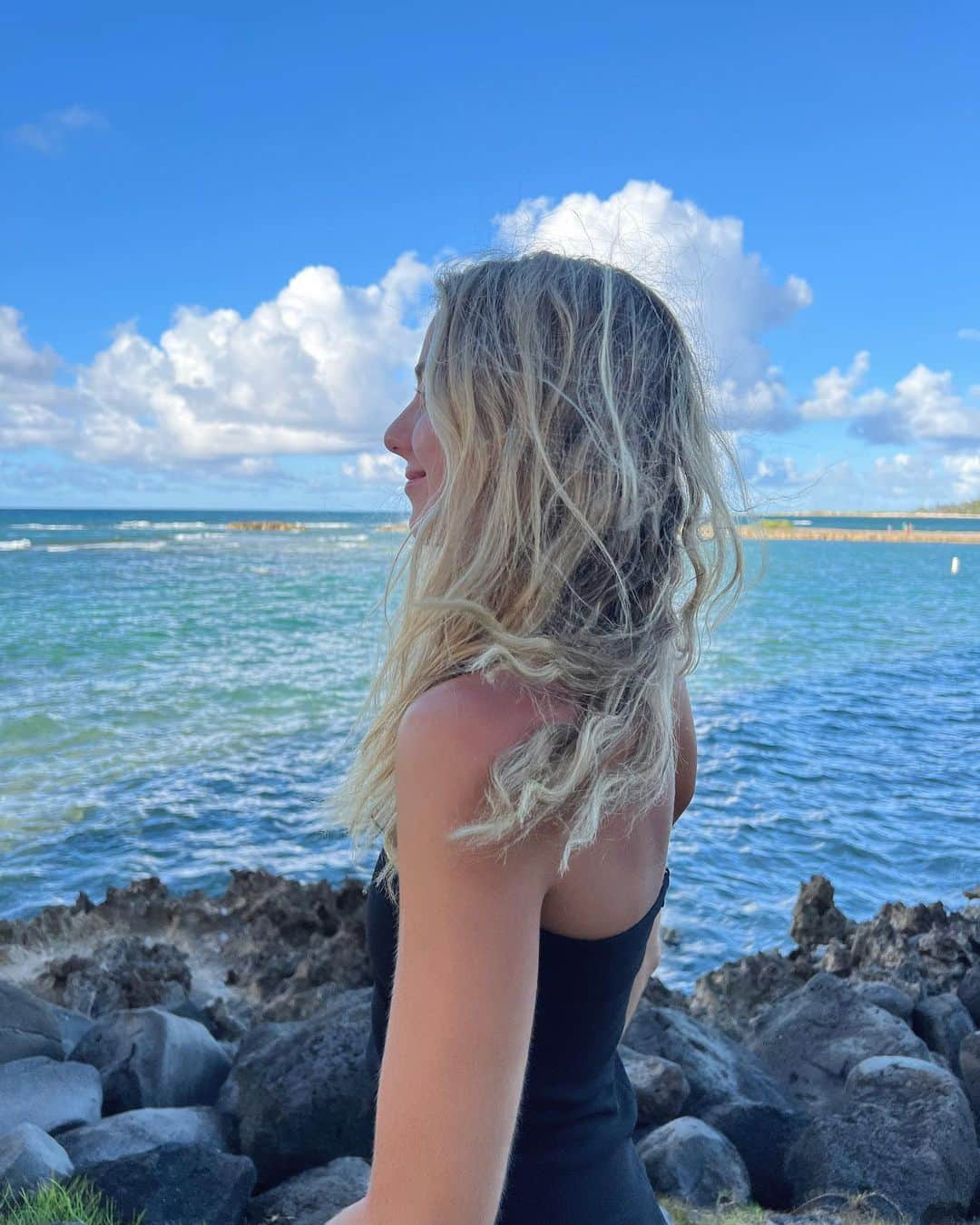 クロエ・ルーカジアックさんのインスタグラム写真 - (クロエ・ルーカジアックInstagram)「Love vacation hair 🫶🏻」8月9日 8時54分 - chloelukasiak