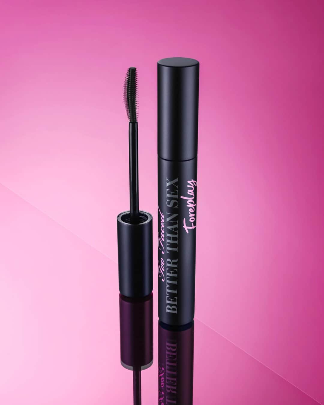 Too Facedのインスタグラム：「NEW Better Than Sex Foreplay is finally HERE! 🖤👀 This ultra deep pitch black pigmented mascara primer will leave lashes lengthened & lifted for 24+ hours! 😍 Shop now from @sephora #toofaced」