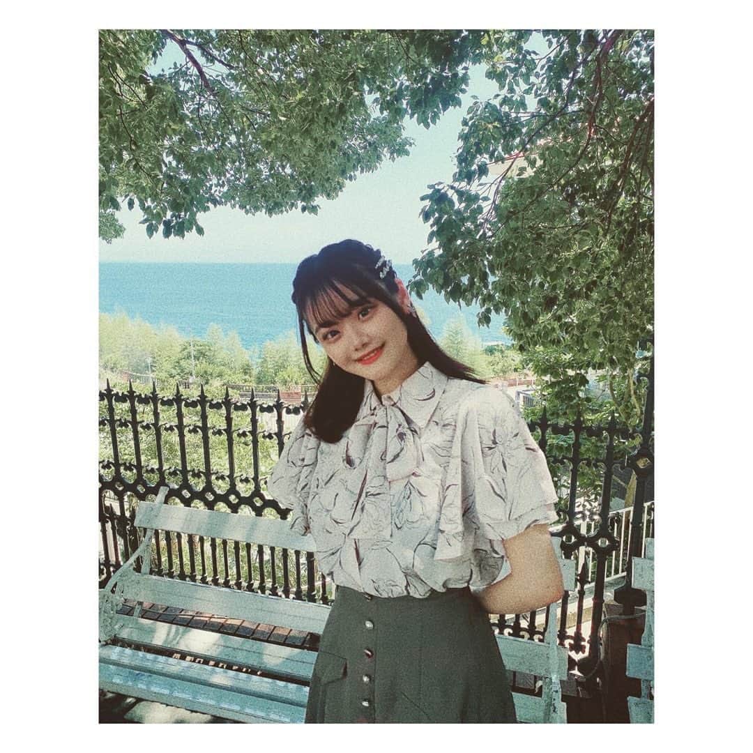 のインスタグラム：「⁣ ・⁣ ・⁣ ・⁣ ⁣ ⁣ お祭り行きたい🥹花火みたーい！🥹⁣ ⁣ ⁣ ⁣  #me #i #swag #like  #ootd #tbt #instagood #idol #REDYAZEL  #コーデ #followme #good_portraits_world  #photo #follow #私服 #willselection #ミディアムヘア #ポトレ女子  #ミディアムアレンジ #ミディアム #onepiece ⁣ #f4f #l4l #キリトリセカイ #ストレートアレンジ  #ヘアアレンジ  #selfies #熱海 #熱海観光 #SHEIN」