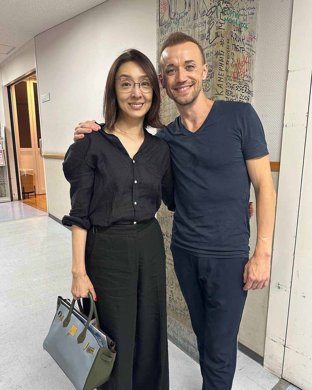 草刈民代さんのインスタグラム写真 - (草刈民代Instagram)「Denis matvienko!! @matvienko_ballet_master   It was so gladful to see him. How many years we have known each other? Maybe more than 20 or 25?   As soon as the invasion began, I sent him a message. He replied to me but he said he didn't remember anything that had happened in the past six month from invasion.  I could not imagine how difficult time for him. Again, good to see you, Denis🥰🥰🥰🥰  The following is Dennis' post.  Tokyo bring me a lot of pleasant meetings! I was happy to see a beautiful Japanese ballerina @tamiyo_kusakari_official We have known each other more than 20 years, time is running out & but it seems to me only yesterday we danced together with Asami Maki Ballet Tokyo- @asamimakiballettokyo ❤️It Was a great time... #balletdancer #balletlife #matvienko_ballet_master #denismatvienko」8月9日 0時35分 - tamiyo_kusakari_official