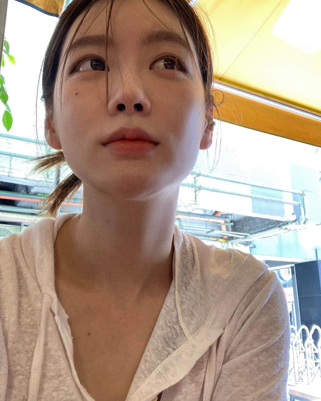イ・ミンジュのインスタグラム：「그대가 너무 🍔싶어요」